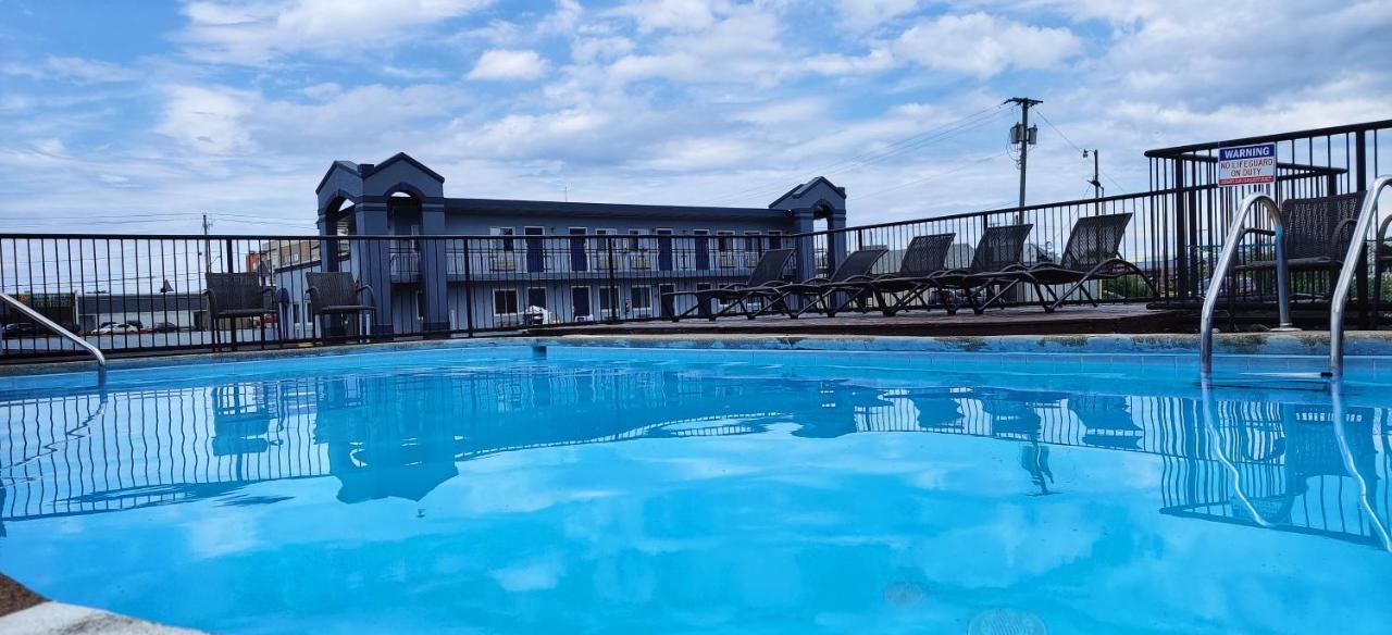 Cedar Cove Motel Sandusky Exterior photo